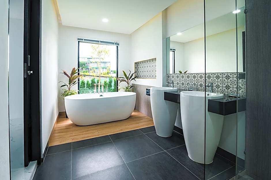 Mango Hill Residence