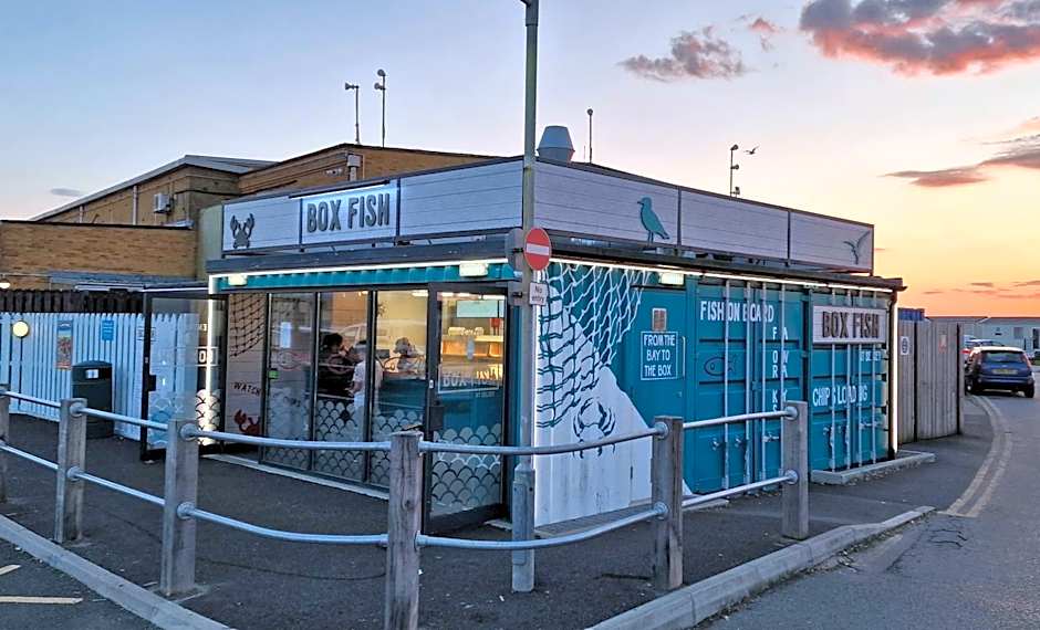 The Burrows Holiday Caravan, Seal Bay