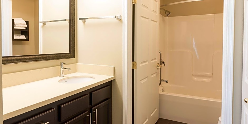 Staybridge Suites Fargo By IHG
