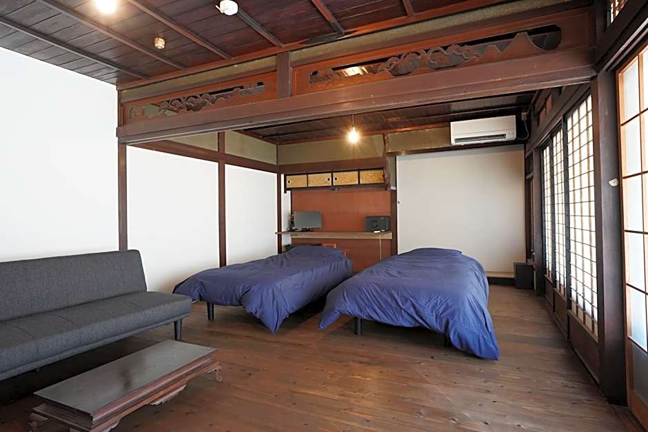 赭Soho Yunotsu Old Village Inn & Bar