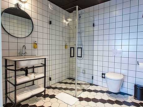 Superior Twin Room with Sofa Bed