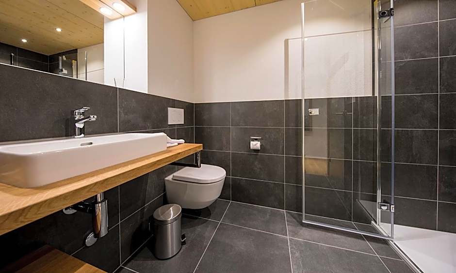 Berghotel Gadmer Lodge - dein Zuhause in den Bergen am Sustenpass im Berner Oberland