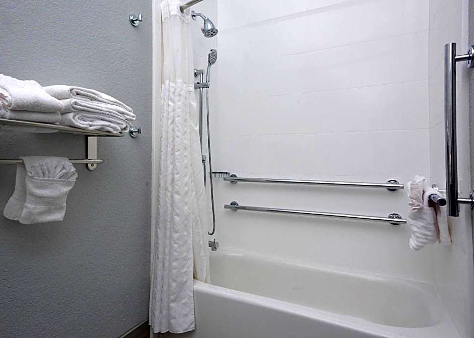 Brookstone Lodge near Biltmore Village, an Ascend Collection Hotel