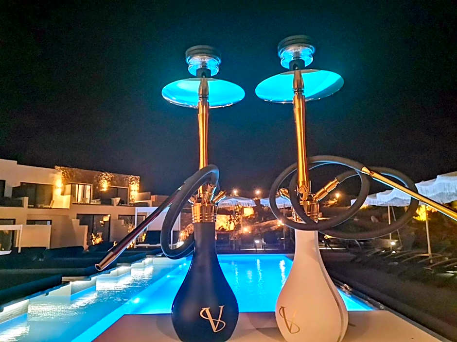 Bianco a Nero Mykonos