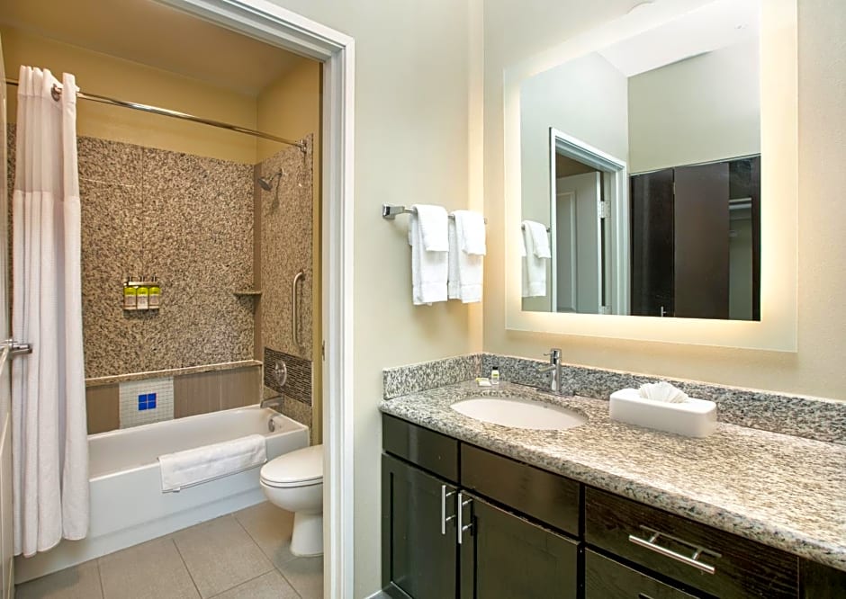 Staybridge Suites Plano By IHG