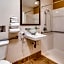 Best Western Lakewood Inn