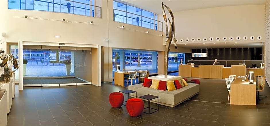 Atenea Port Barcelona Mataro