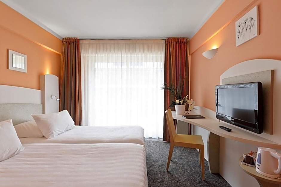 Best Western Astoria