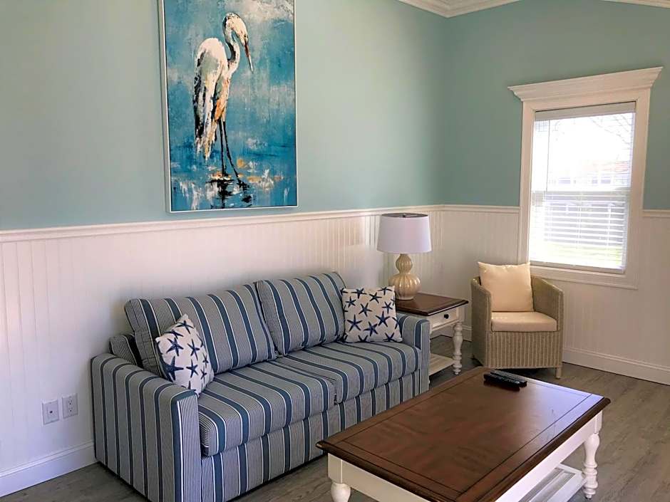 Falmouth Heights Motor Lodge