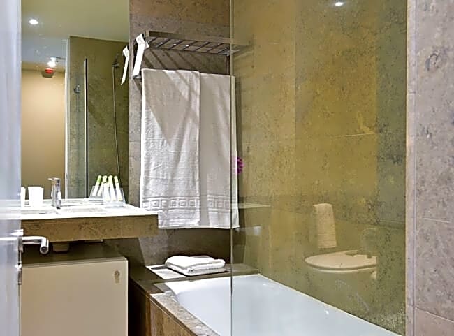 Aqualuz Troia Mar Hotel by The Editory