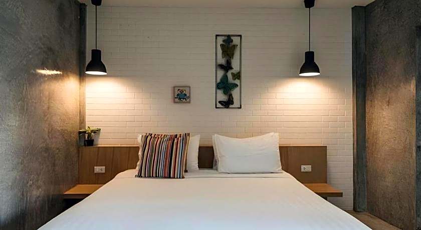 Journey Hostel Surat