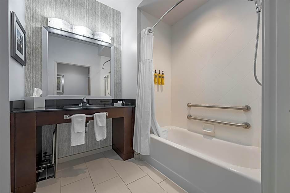 Best Western Plus The Hammondsport Hotel