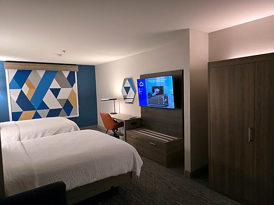 Holiday Inn Express & Suites - Smithfield/Selma By IHG