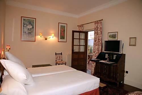 Photo 1 of 9 of 1 Double Bed or 2 Beds