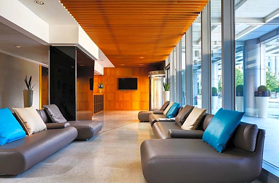 UNA Hotels The One Milano Hotel & Residence