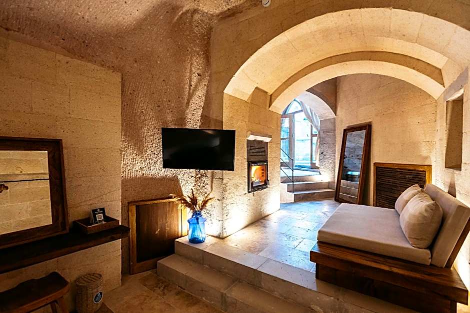 Millstone Cave Suites