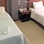 Hotel Camila 2