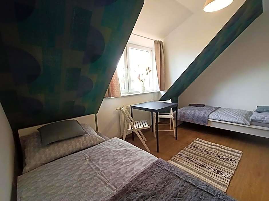 Lemuria Pokoje Hostel Chojnowska A