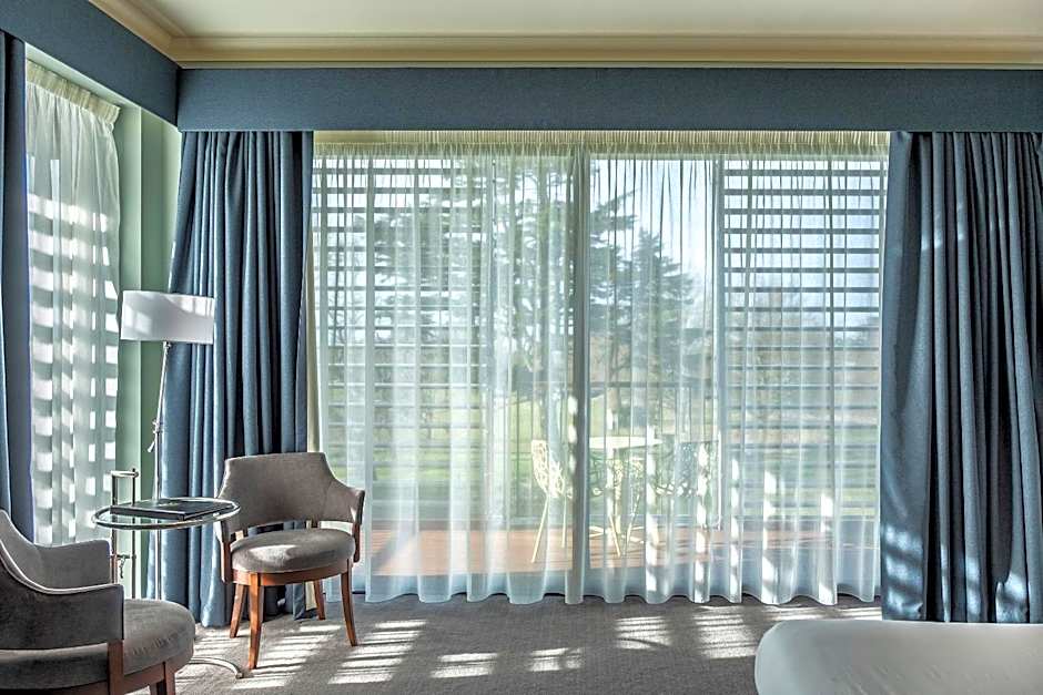 Wivenhoe House Hotel