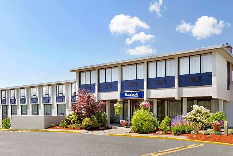 Travelodge by Wyndham Sydney