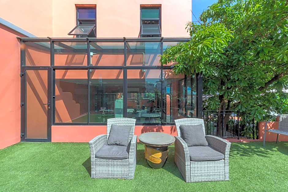 Baansuanprannok Hotel