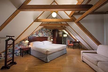 Signature Suite with Charles Bridge Tower View