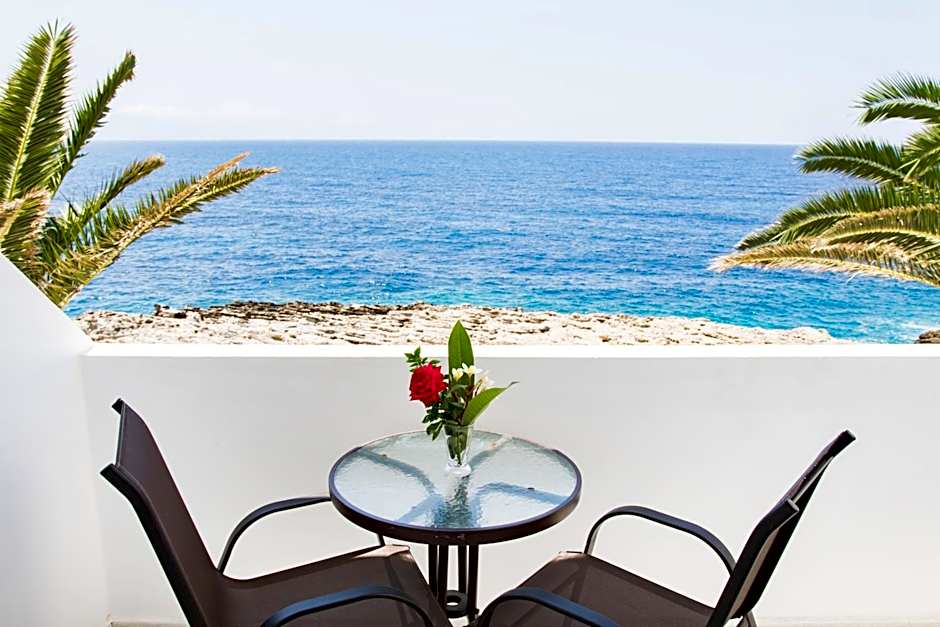 Photo 1 of 28 of Hotel Krinos