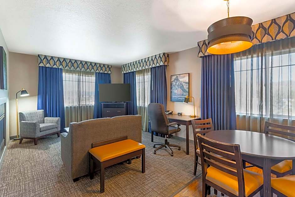 Best Western Plus Grant Creek Inn