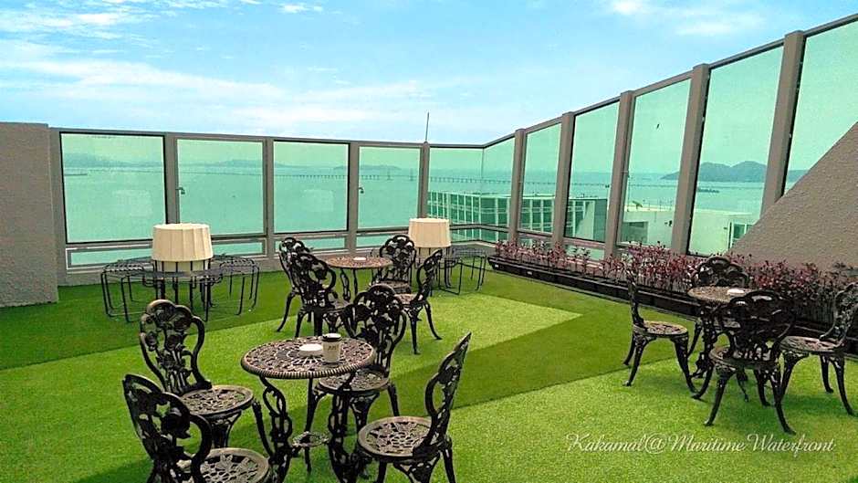 Maritime Luxury Suites