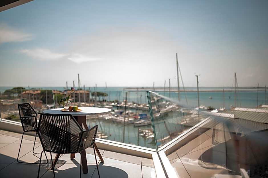 Laguna Faro Suites - Adults Only