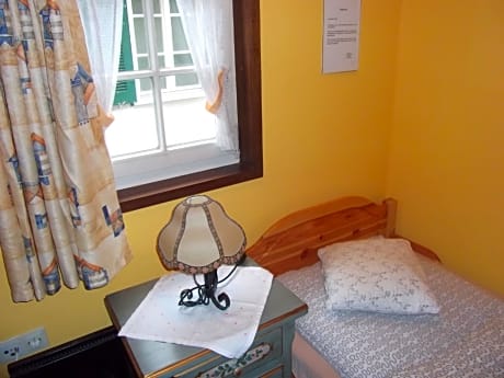 Economy Single Room