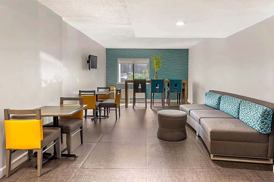 Quality Inn & Suites Raleigh Durham Airport