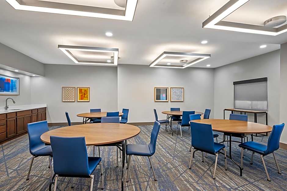 Holiday Inn Express Monticello By IHG