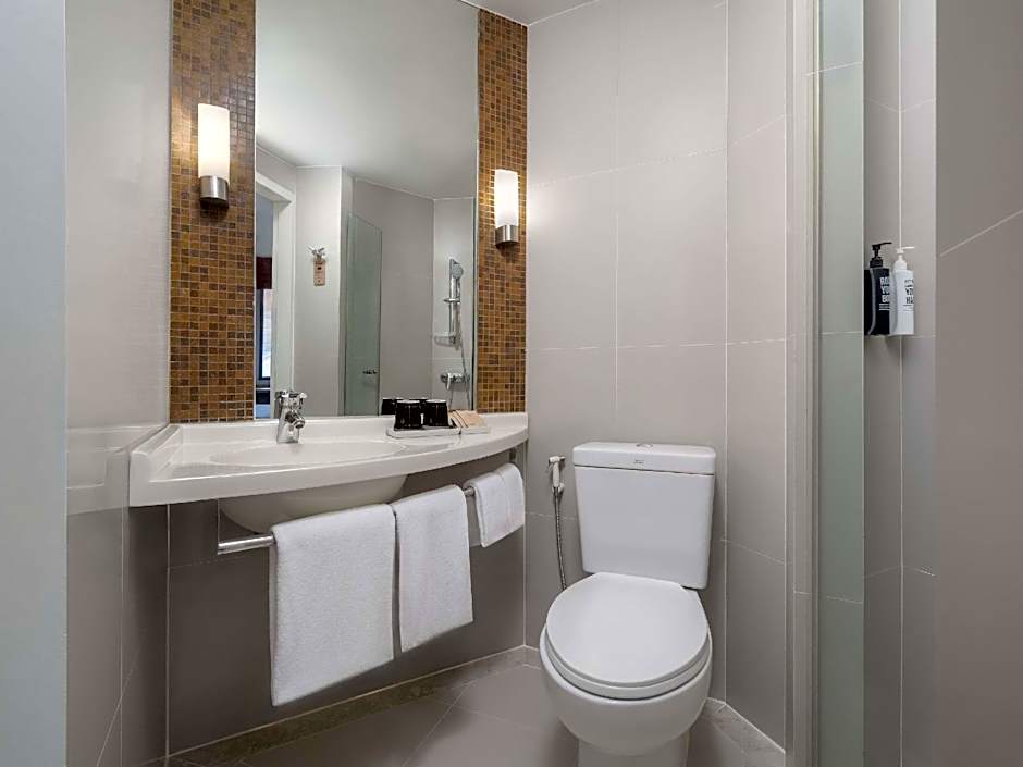 Ibis Bangkok Siam Hotel