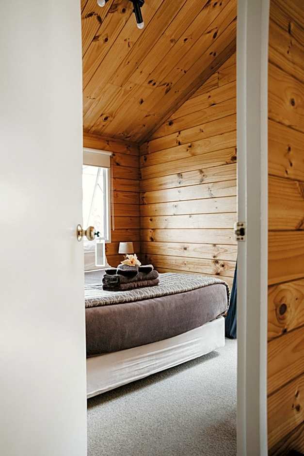 Tatahi Cove Back Packer