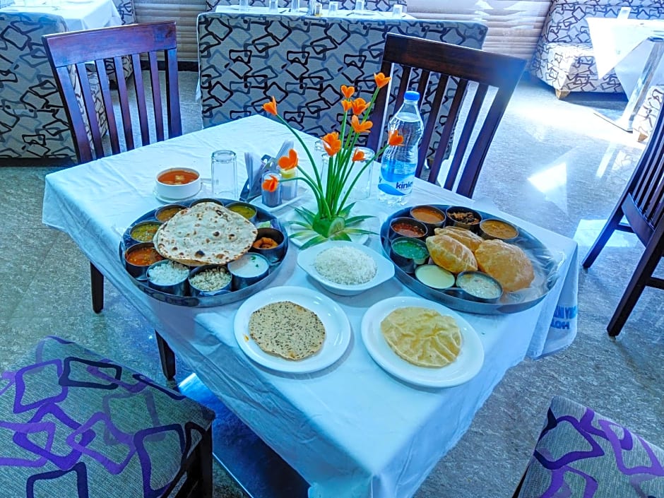 Hotel Mayura International