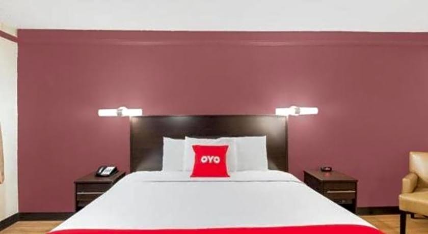 OYO Hotel Tulsa N Sheridan Rd & Airport
