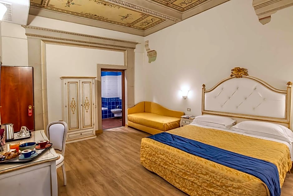 Porta Faenza Hotel