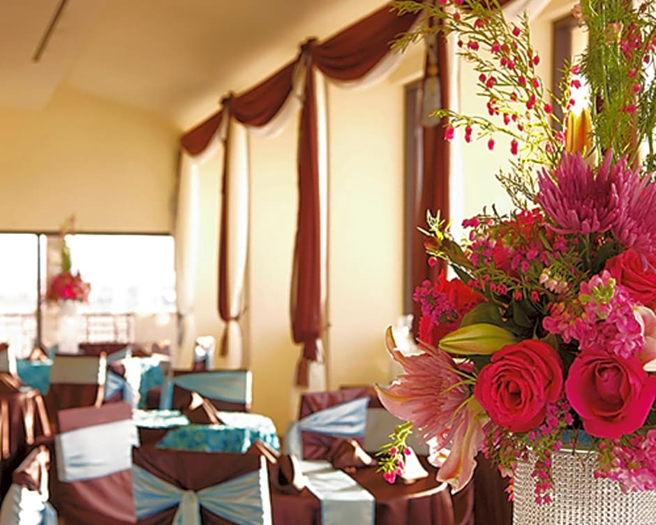 Tahiti Village Resort & Spa