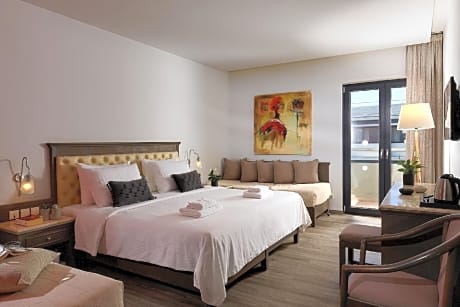 double or twin deluxe sea view