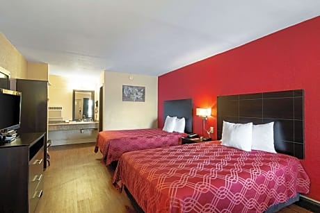 2 Double Beds, Smoking, Accessible