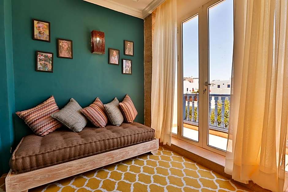Mama Souiri Hotel