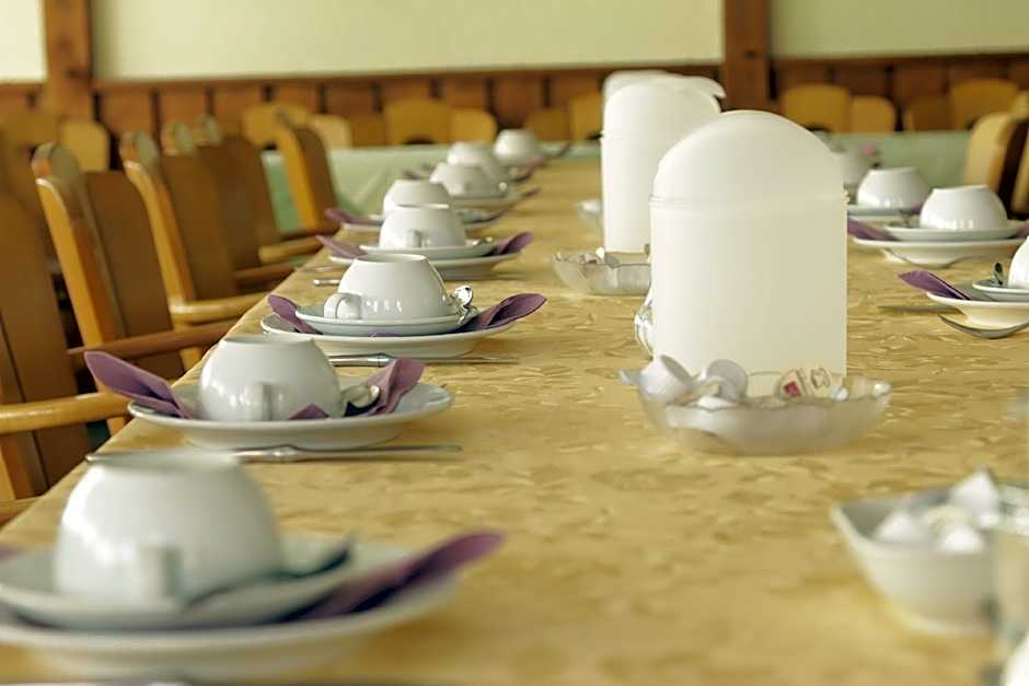 Hotel Ristorante Atna