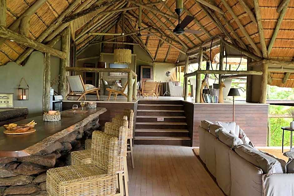 Ghoha Hills Savuti Lodge