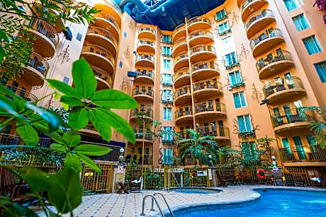 Exterior View Suite, 1 Queen Bed and 1 Queen Murphy Bed