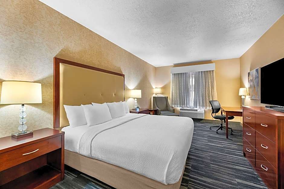 Best Western Plus Abbey Inn