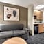 Days Inn & Suites by Wyndham Thunder Bay