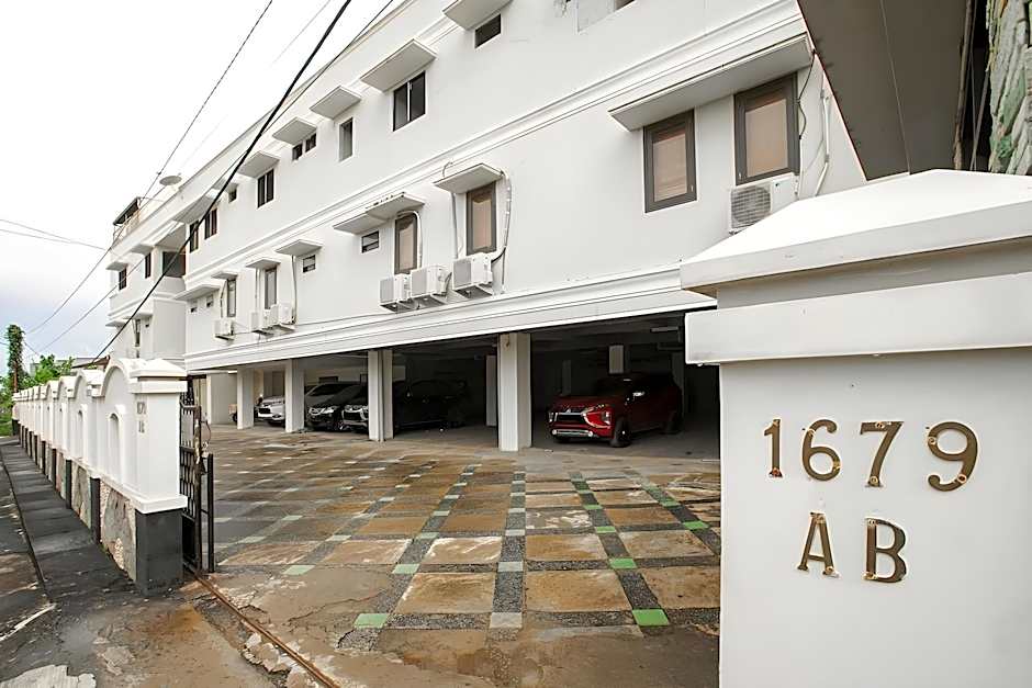 RedDoorz near Palembang Trade Center 3