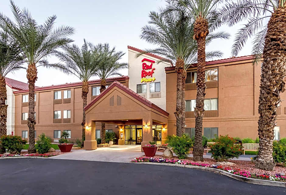 Red Roof PLUS+ Tempe - Phoenix Airport