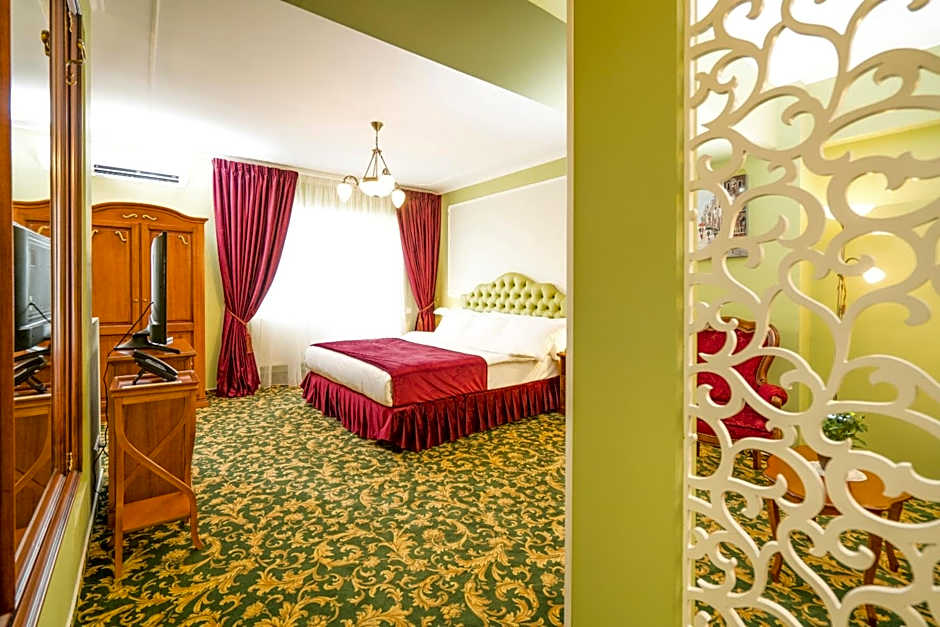 Studio One Accommodation Suites